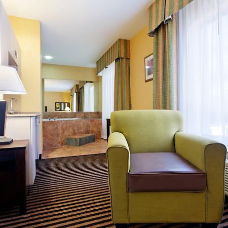 Holiday Inn Express Crockett By Ihg Interior foto